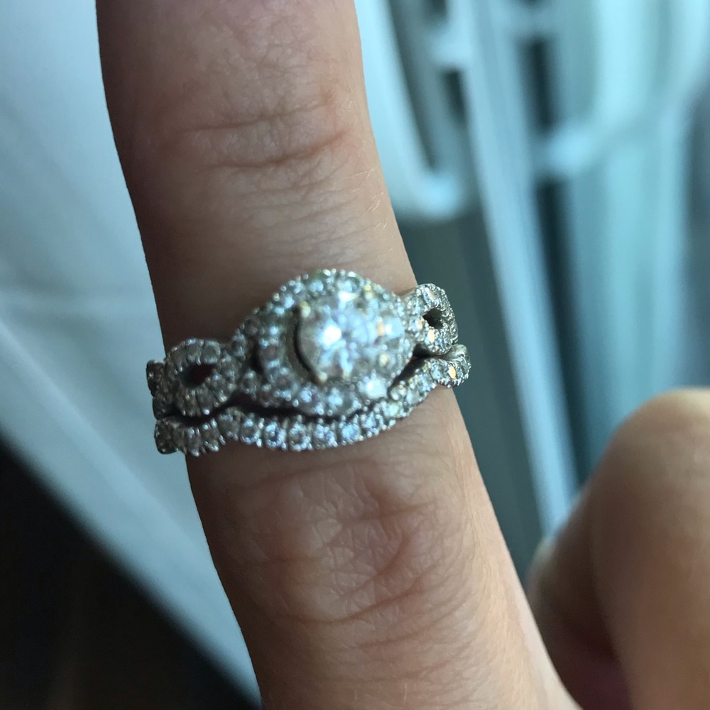 Neil Lane wedding set